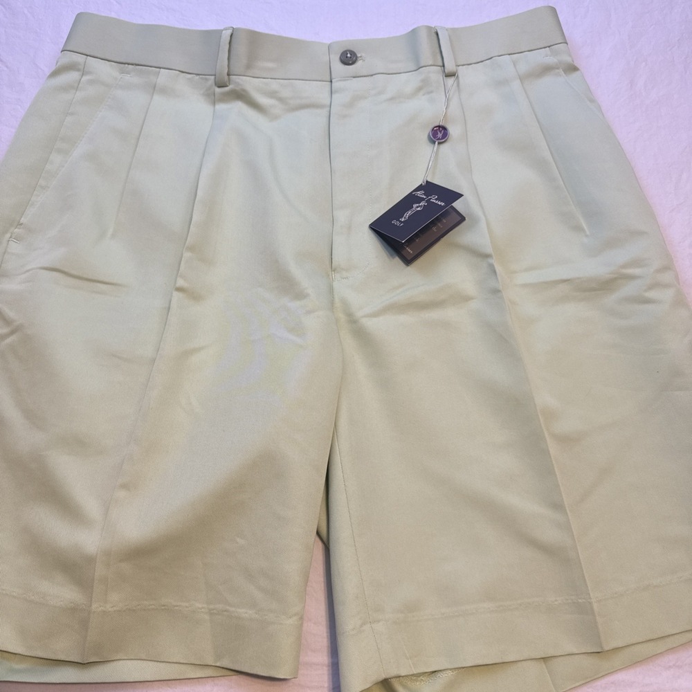 Alan Flusser Shorts Golf LIGHT GRN Men's Size 36 100% Polyester Knee NWT
